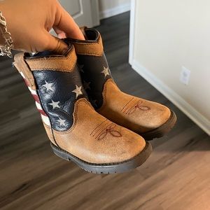 Ariat cowboy boots little boys